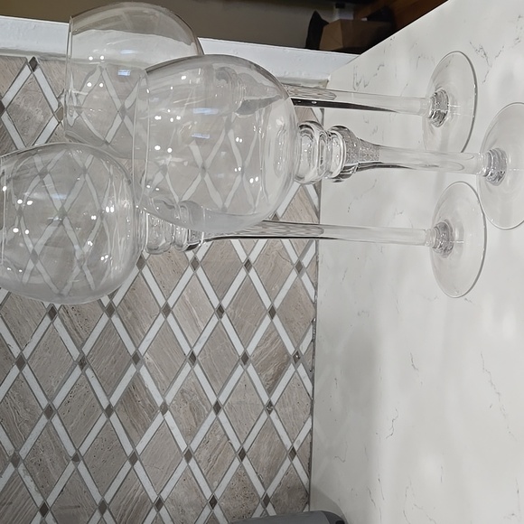 3 piece Glass goblets - Picture 3 of 3